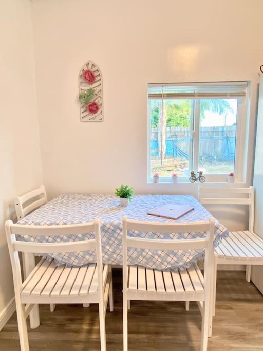 Pink Cozy House 2 Bedrooms Rosemead Bagian luar foto