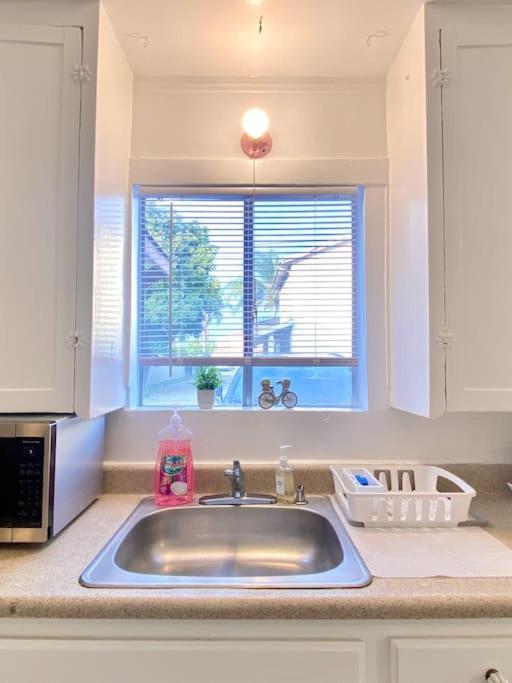 Pink Cozy House 2 Bedrooms Rosemead Bagian luar foto